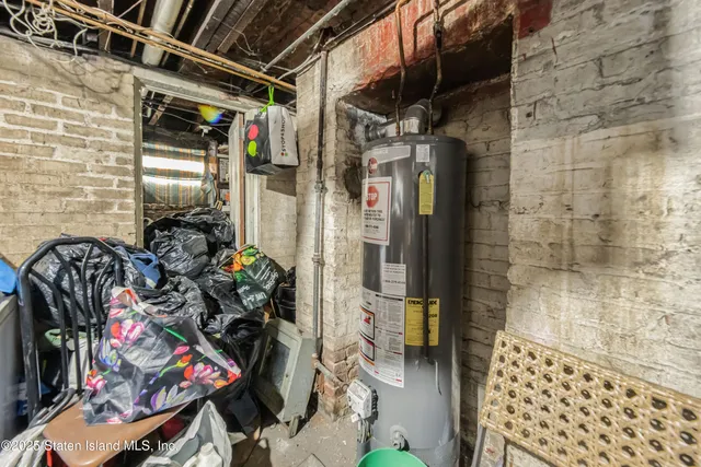 $589,999 | 38 Harrison Avenue | Port Richmond