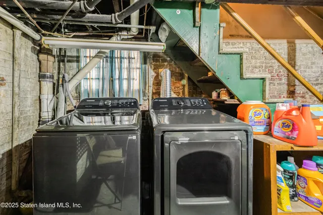 $589,999 | 38 Harrison Avenue | Port Richmond