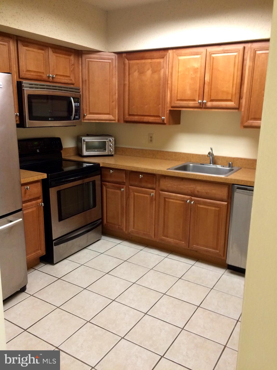 5505 Seminary Road, Unit 1319N Falls Church, VA 22041 - Photo 3 of 3 Gallery Image 3