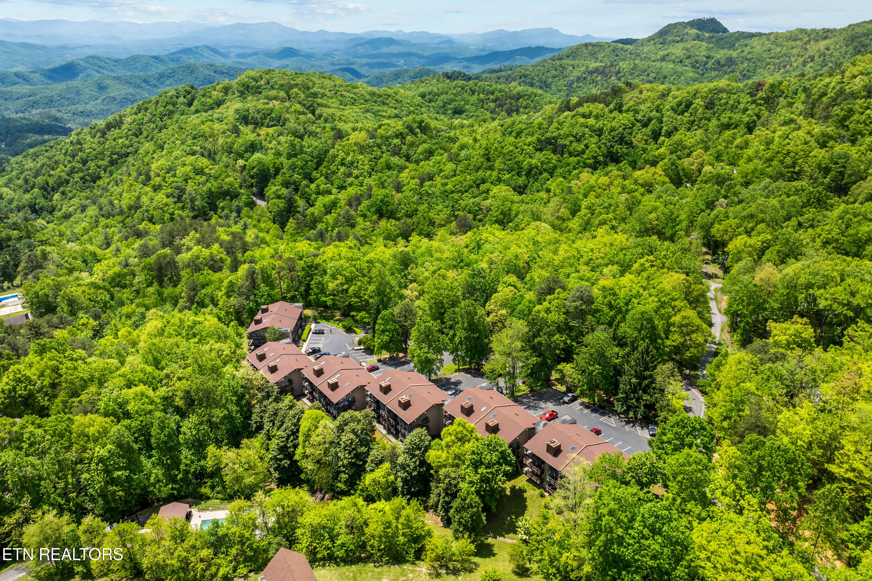 1081 Cove Road, Unit 1024 Sevierville, TN 37876 - Photo 35 of 39 1081CoveRdunit1024-29