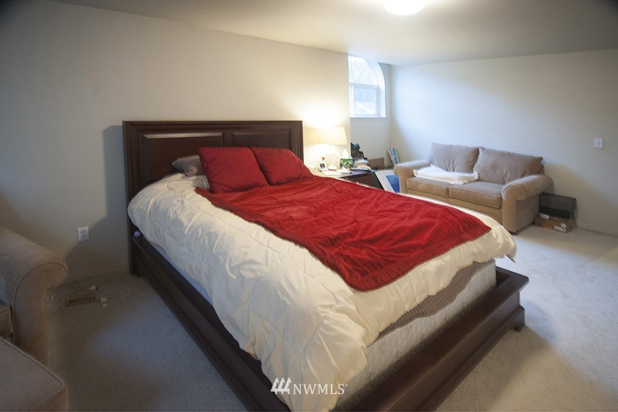 14502 Southeast 188 Way Renton, WA 98058 - Photo 8 of 15 Gallery Image 8