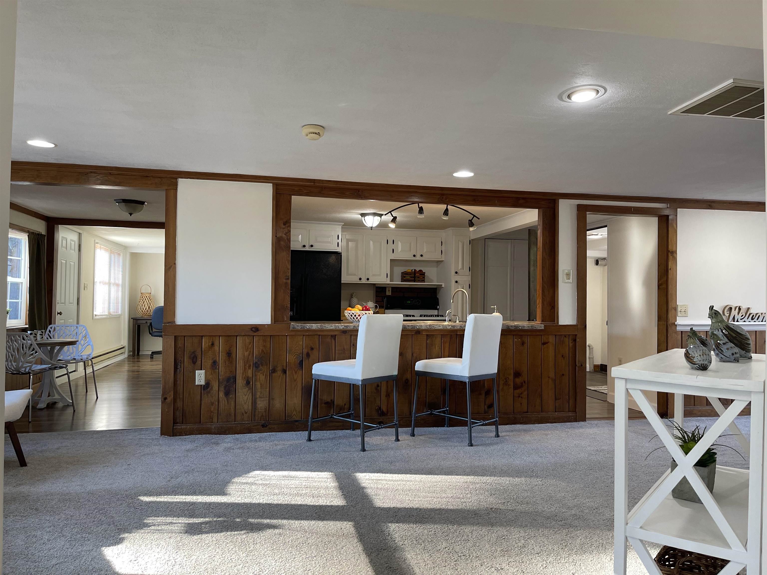 11 N Road Kingston, NH 03848 - Photo 6 of 60