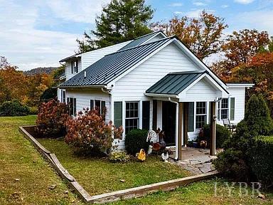 325 Old Roseland Road Roseland, VA 22967 - Photo 5 of 69