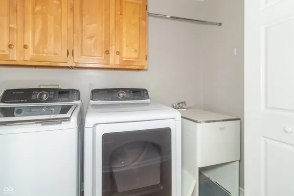 $419,977 | 7967 East 800 North, Falmouth, IN 46127