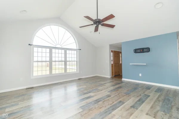 $419,977 | 7967 East 800 North, Falmouth, IN 46127