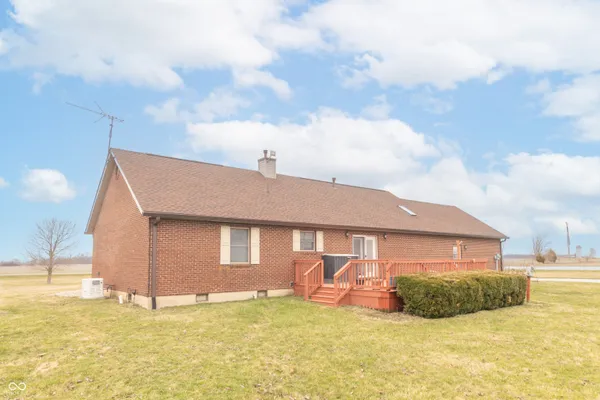 $419,977 | 7967 East 800 North, Falmouth, IN 46127