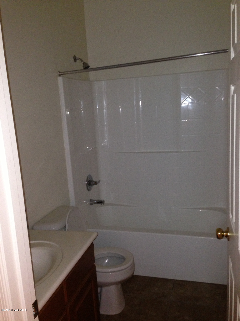 3432 West Apollo Road Phoenix, AZ 85041 - Photo 17 of 25 nhvhytc 018