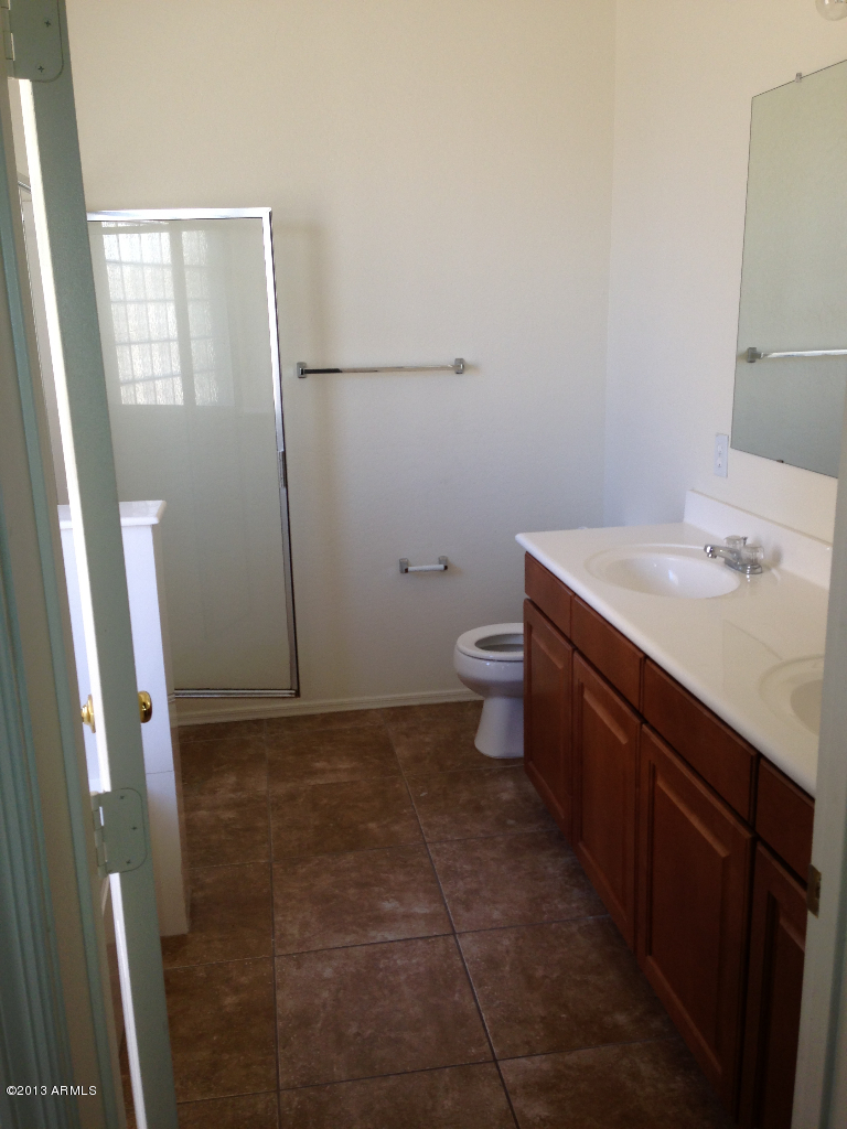 3432 West Apollo Road Phoenix, AZ 85041 - Photo 10 of 25 nhvhytc 010