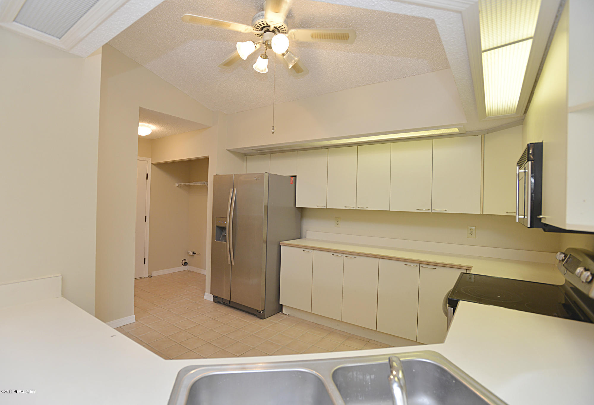 809 Tournament Road Ponte Vedra Beach, FL 32082 - Photo 11 of 28 View of Kitchen