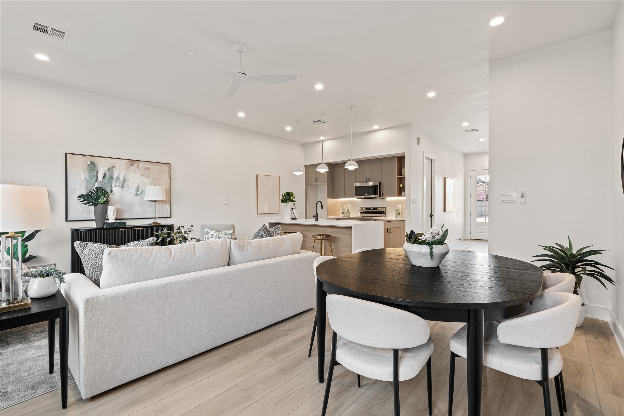 8019 Grandview Street Houston, TX 77051 - Photo 11 of 34 Open-concept living and dining space designed for comfort, conversation, and entertaining.