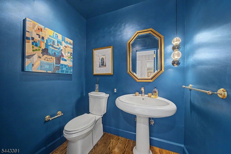 6 Coventry Road Livingston, NJ 07039 - Photo 17 of 37