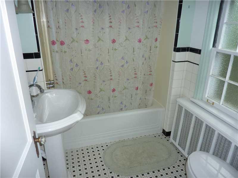 108 Byron Road Pittsburgh, PA 15237 - Photo 17 of 25 Other. This home is very immaculate & well maintained. Both this full bathroom and the half bathroom have new toilets. A new shower head has also been installed in this bathroom.