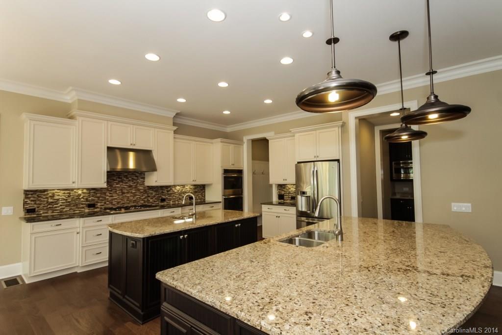 15618 June Washam Road Davidson, NC 28036 - Photo 7 of 24 Gallery Image 7