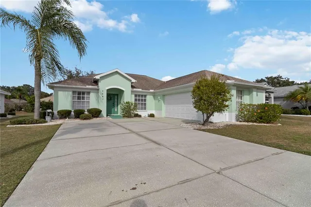 $1,950 | 2447 Del Webb Boulevard East, Sun City Center, FL 33573