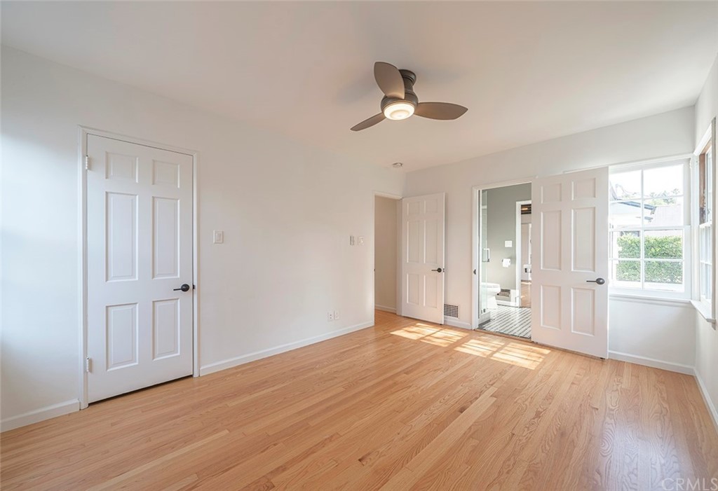 1110 Viscano Drive Glendale, CA 91207 - Photo 16 of 27