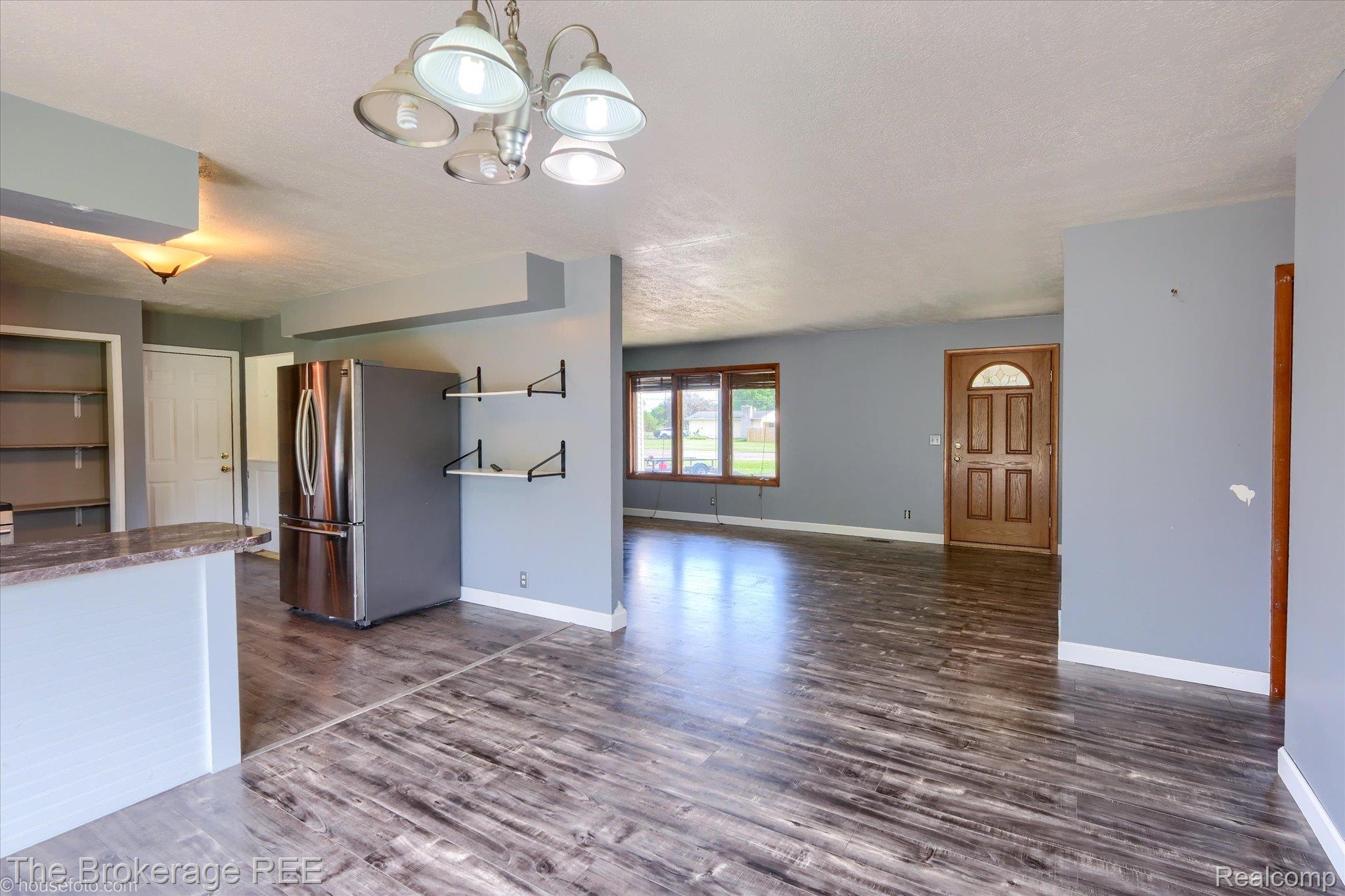 5495 East Coldwater Road Flint, MI 48506 - Photo 18 of 44 20-Housefoto_DSCF8227-HDR(3).jpg