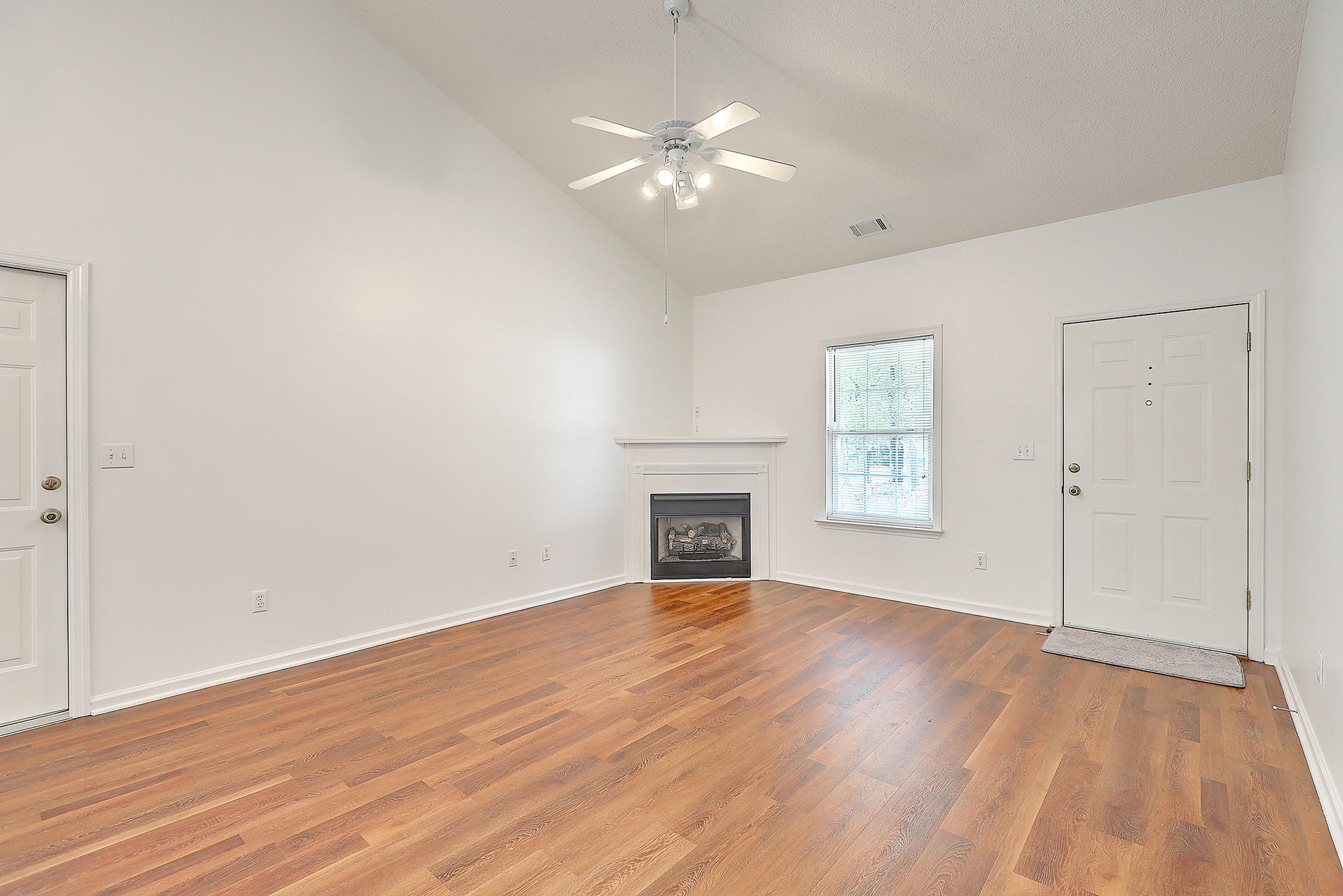 100 Bridgetown Road, Unit 10A Goose Creek, SC 29445 - Photo 4 of 34 Cathedral Ceiling
