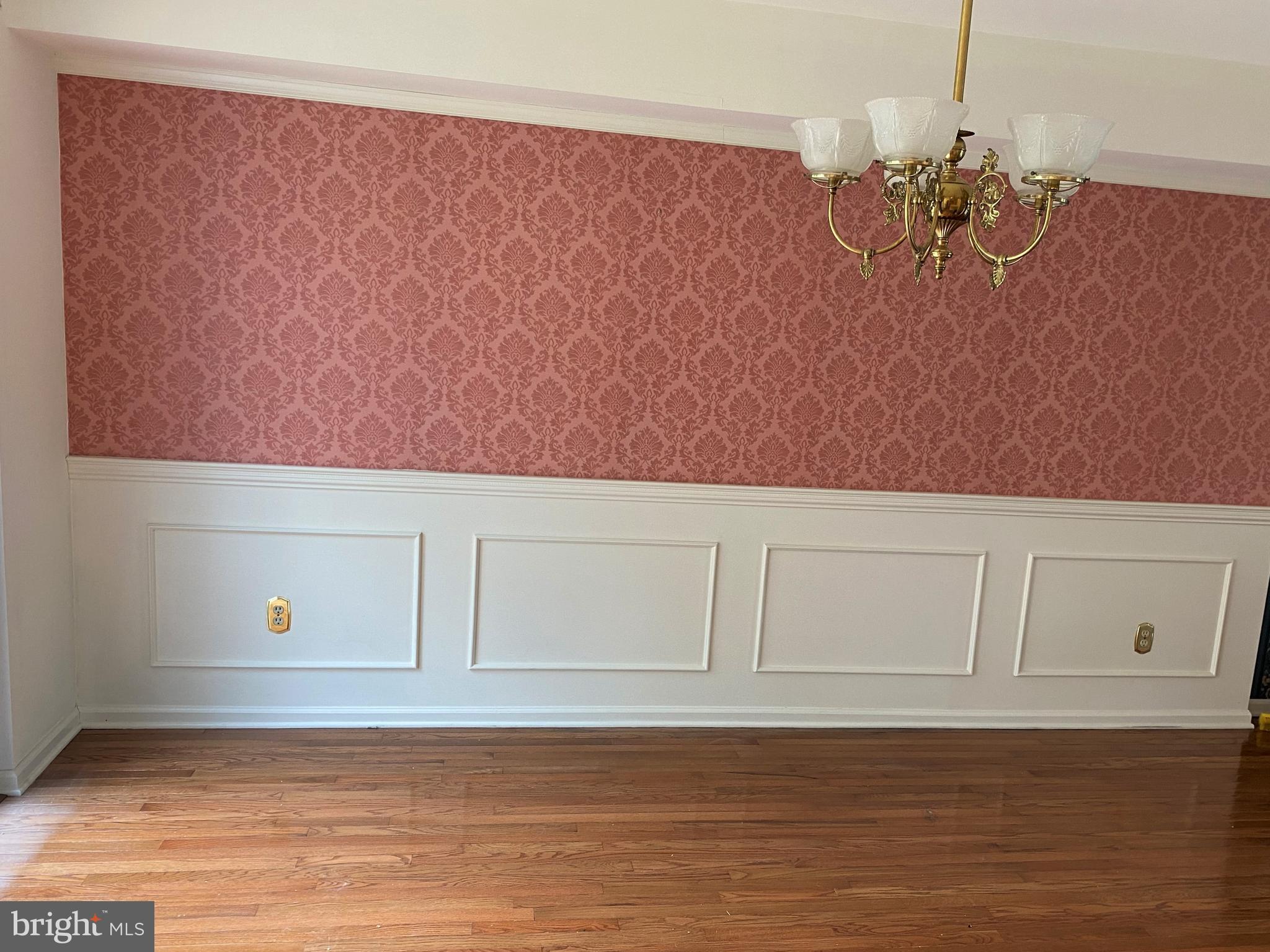 8 Wellfleet Lane Chesterbrook, PA 19087 - Photo 17 of 34 Separate dining area with panelling