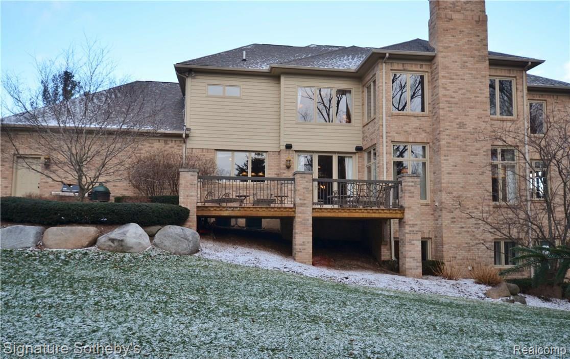 860 Palms Road Bloomfield Hills, MI 48304 - Photo 38 of 44 33 back of home.JPG