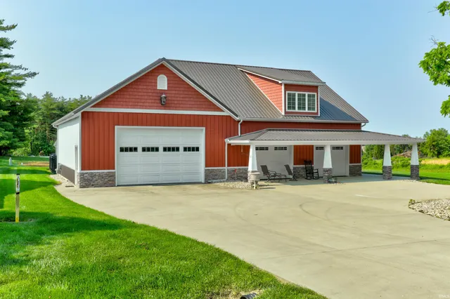 $349,900 | 32 Hevron Road, Santa Claus, IN 47579