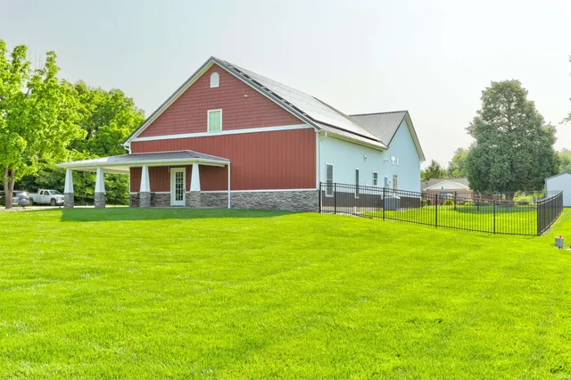 $349,900 | 32 Hevron Road, Santa Claus, IN 47579