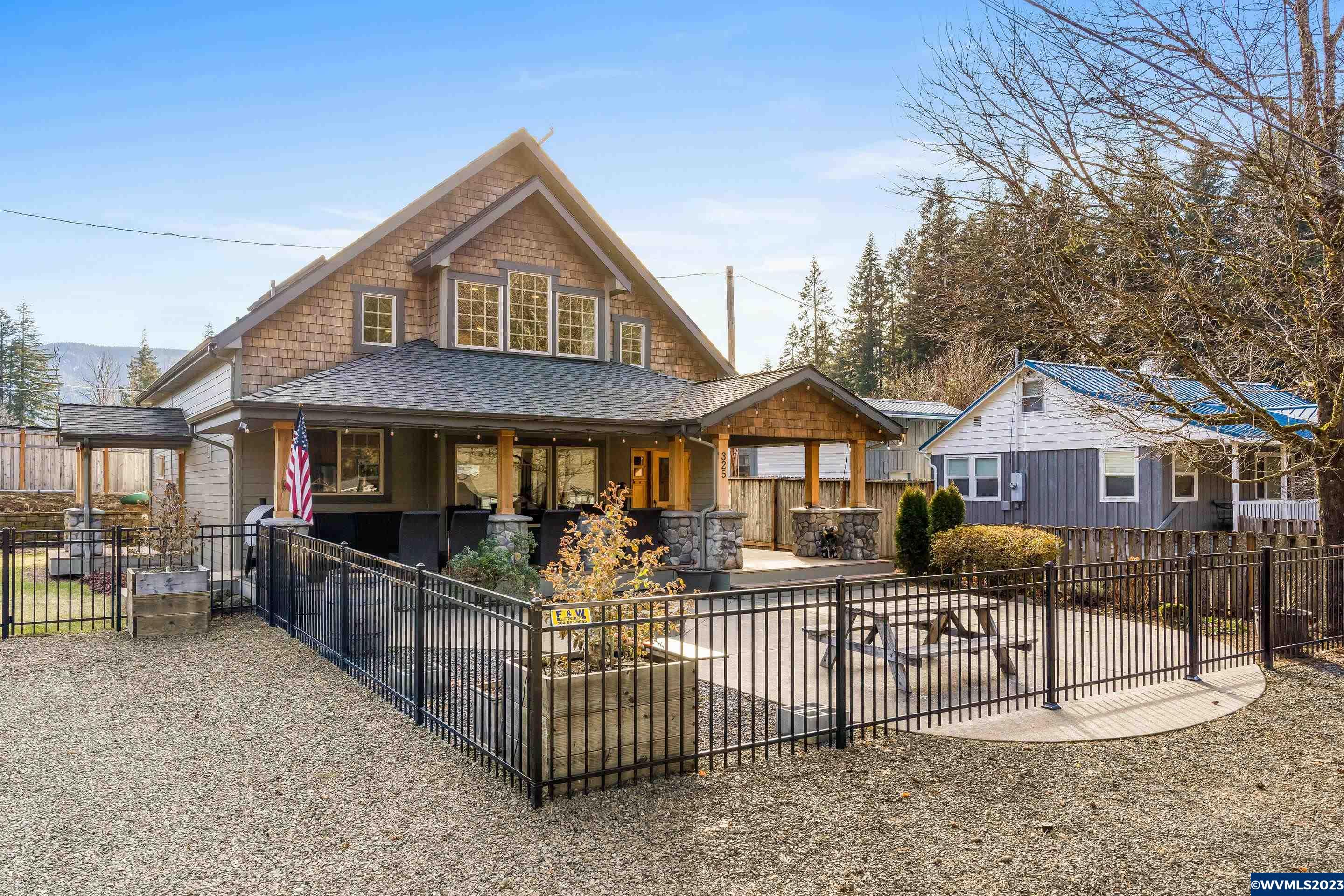 325 Clester Road Detroit, OR 97342 - Photo 34 of 35 Gallery Image 34