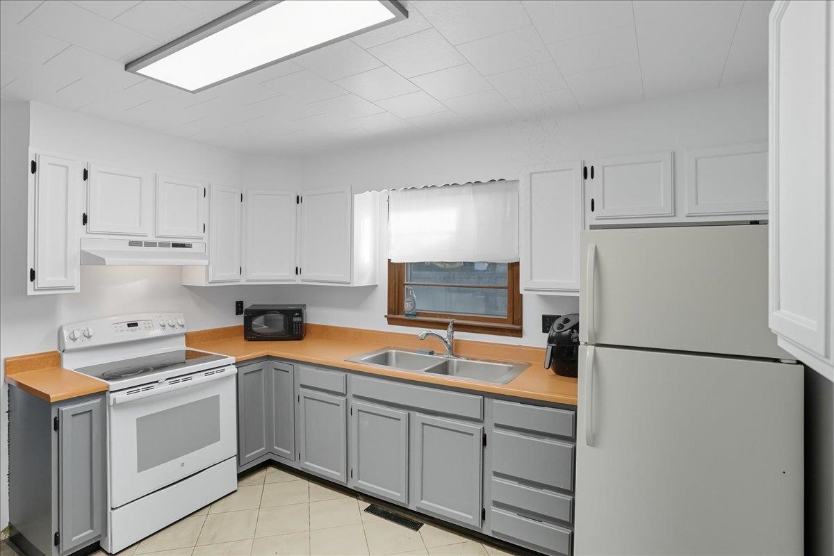 45 Lake Road Milton, VT 05468 - Photo 15 of 36