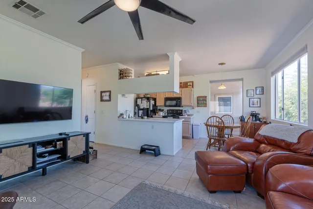 $276,000 | 16013 South Desert Foothills Parkway, Unit 2124, Phoenix, AZ 85048