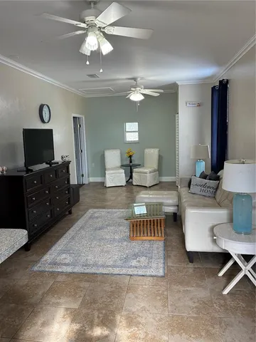 $1,595 | Undisclosed Address, Gainesville, FL 32653