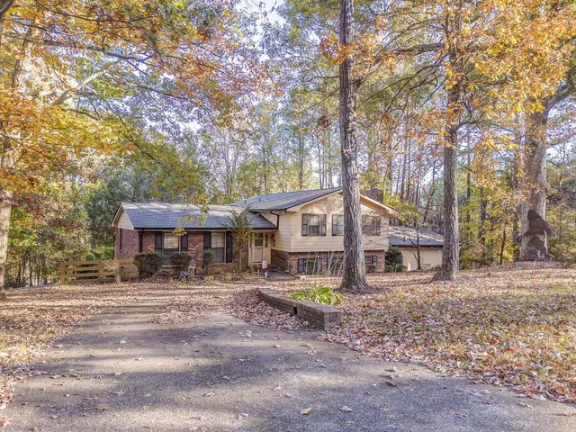 $350,000 | 1929 Sourwood Drive, Dalton, GA 30720