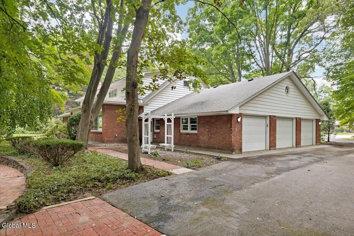 1005 Fairlane Road Rotterdam, NY 12306 - Photo 93 of 117 097-1005 Fairlane Rd-103