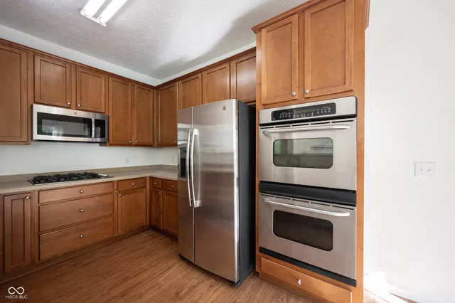 $2,395 | 9009 Mercer Drive, Fishers, IN 46038