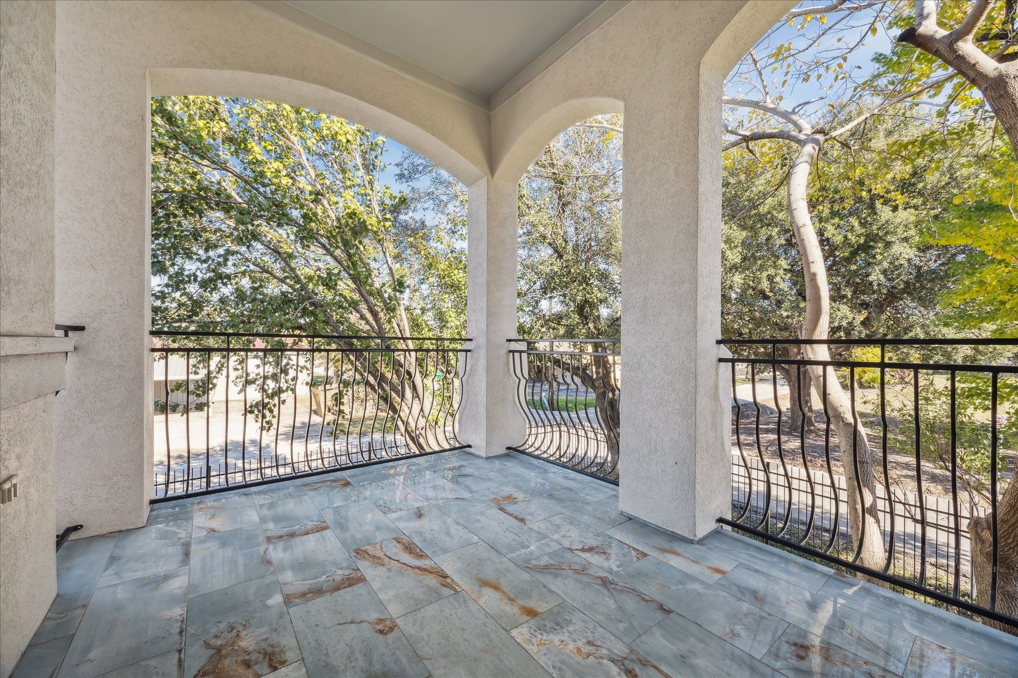 4701 Inker Street Houston, TX 77007 - Photo 38 of 45 an empty room with wooden floor and windows