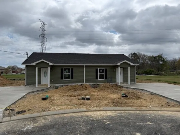 $320,000 | 111 Chastain Street, Tullahoma, TN 37388