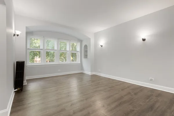 $1,338 | 1608 West Sherwin Avenue, Unit 303, Chicago, IL 60626