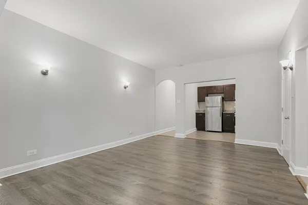 $1,338 | 1608 West Sherwin Avenue, Unit 303, Chicago, IL 60626