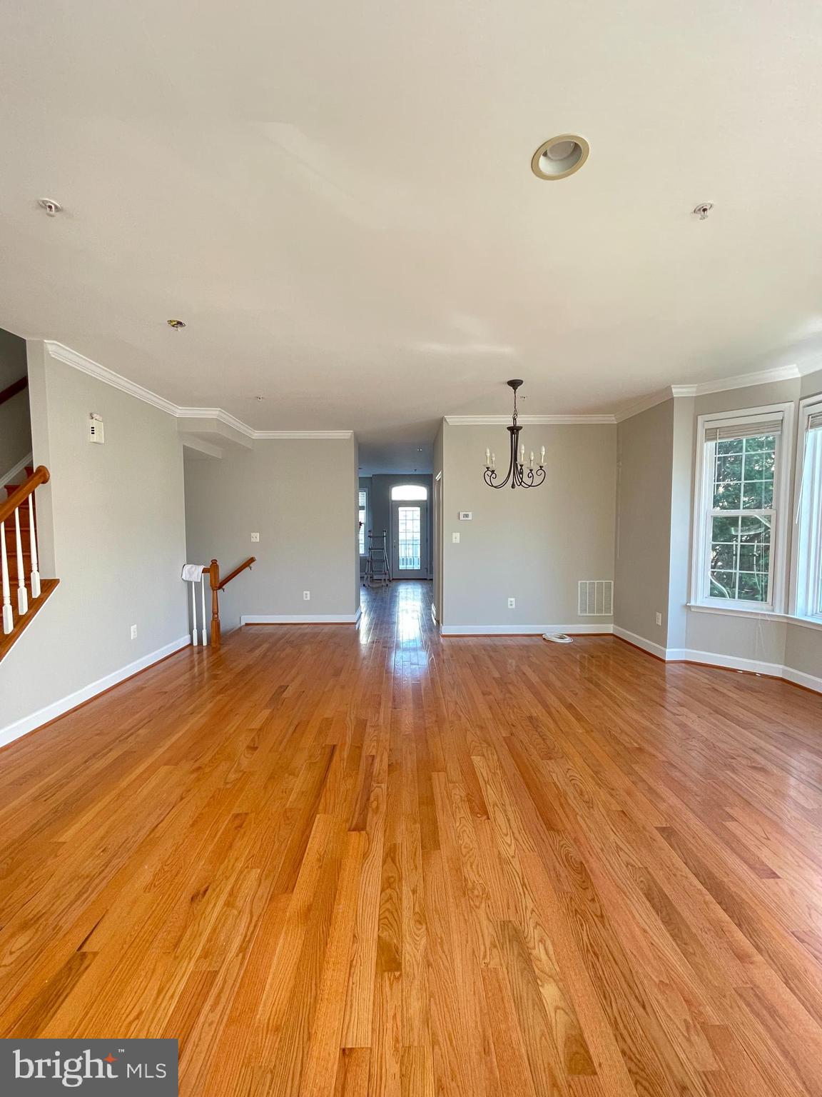652 Cedar Spring Street Gaithersburg, MD 20877 - Photo 5 of 39 Gallery Image 5