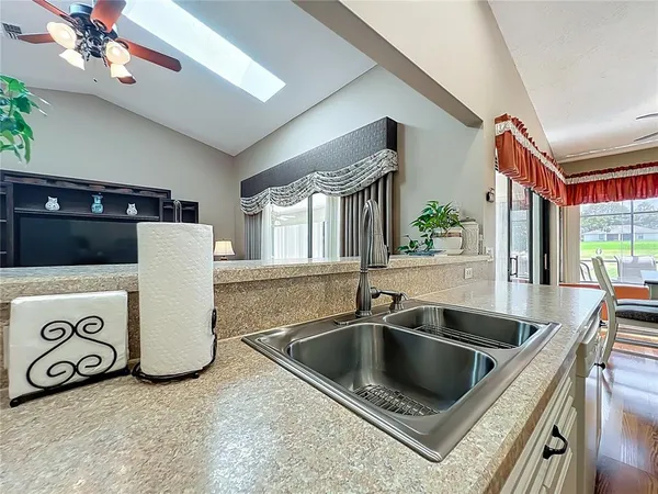 $374,000 | 230 East Boston Street, Hernando, FL 34442