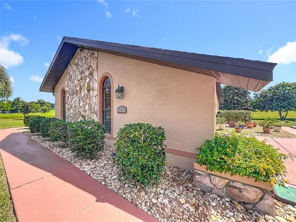 $374,000 | 230 East Boston Street, Hernando, FL 34442