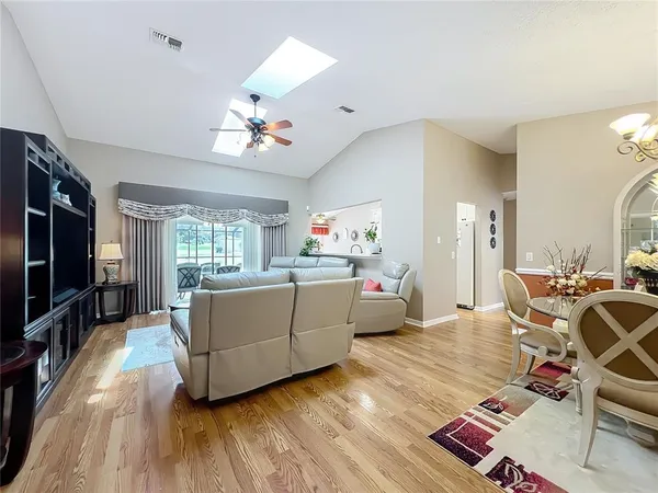 $374,000 | 230 East Boston Street, Hernando, FL 34442