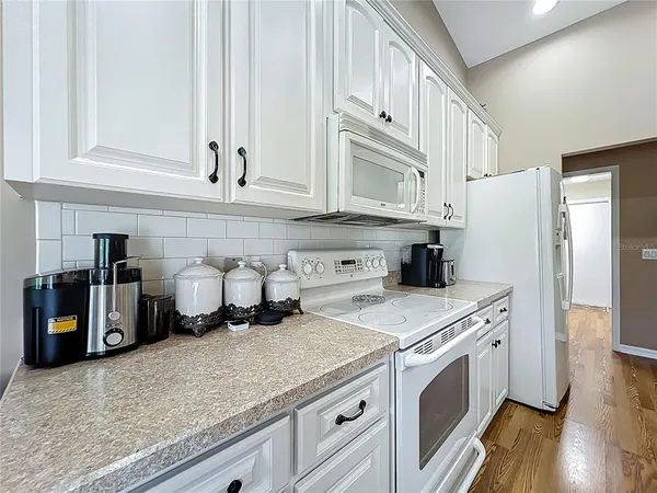 $374,000 | 230 East Boston Street, Hernando, FL 34442