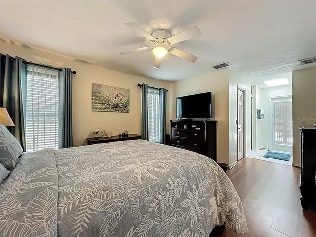 $374,000 | 230 East Boston Street, Hernando, FL 34442