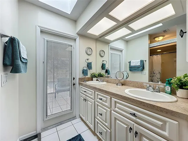 $374,000 | 230 East Boston Street, Hernando, FL 34442