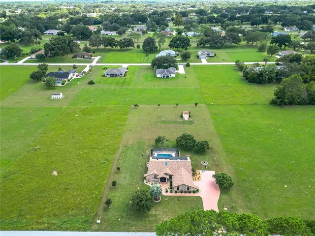 $374,000 | 230 East Boston Street, Hernando, FL 34442
