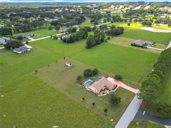 $374,000 | 230 East Boston Street, Hernando, FL 34442