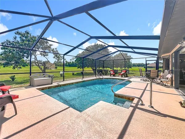 $374,000 | 230 East Boston Street, Hernando, FL 34442