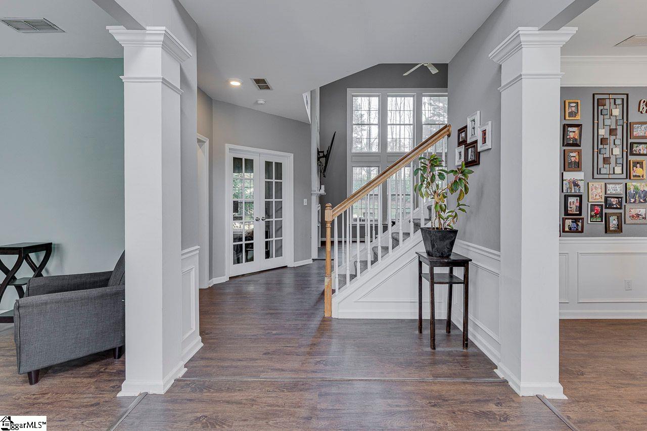 107 Dean Lake Road Greer, SC 29650 - Photo 4 of 39 Gallery Image 4