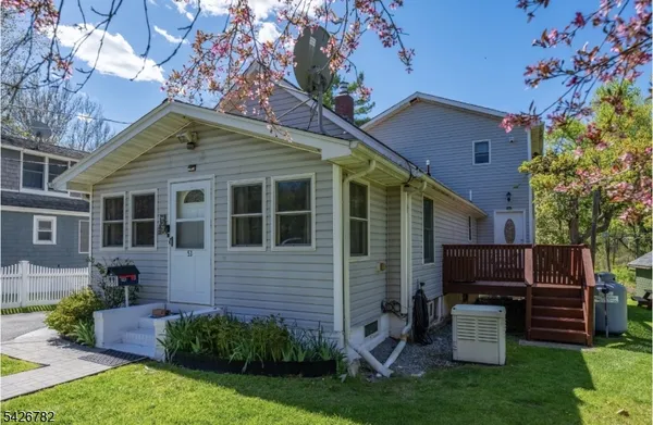 $379,999 | 53 Susquehanna Street, Franklin, NJ 07416