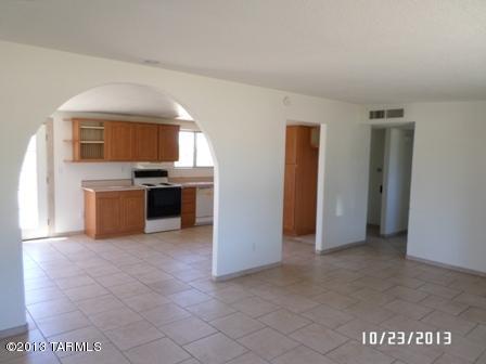 5808 South Rex Stravenue Tucson, AZ 85706 - Photo 6 of 20