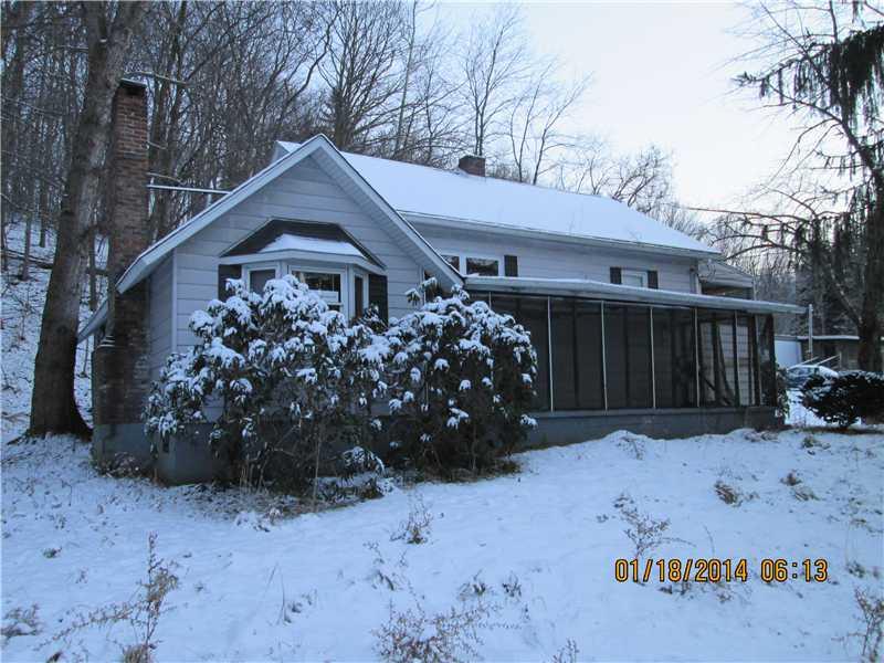 1658 Pleasant Valley Road Mount Pleasant, PA 15666 - Photo 2 of 12 Exterior Front.